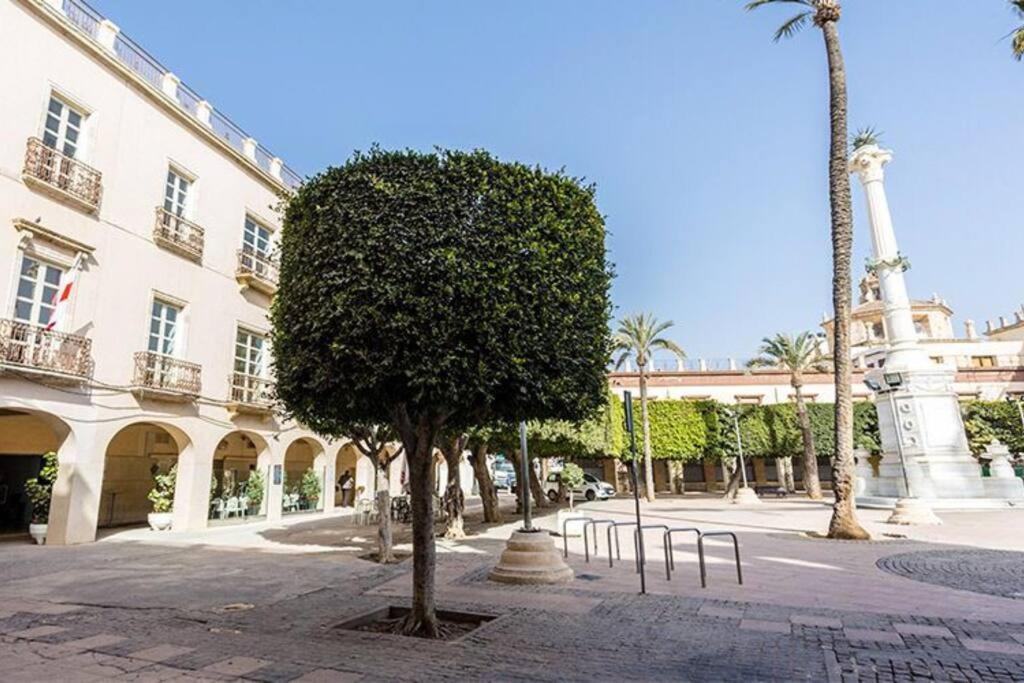 Precioso Piso En Almeria Centro Con Parking Gratis Eksteriør bilde
